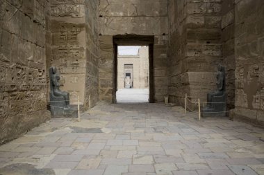 Tapınak, Medinet Ramses III için adanmış Habu. -Unesco Dünya