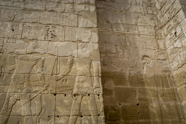 사원의 Medinet Habu, 람 세스 iii 전용. -유네스코 세계 — 스톡 사진