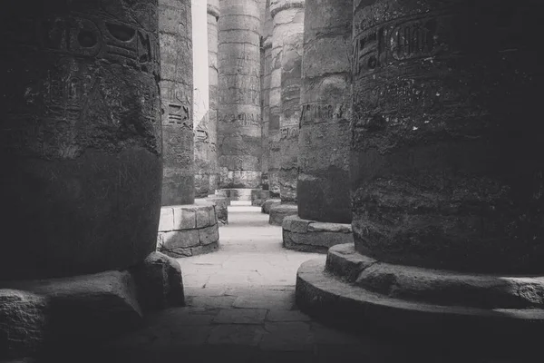Ancient ruins of Karnak temple in Luxor. Egypt — Stock Photo, Image