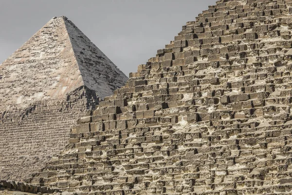 Grandes pyramides égyptiennes à Gizeh, Le Caire — Photo
