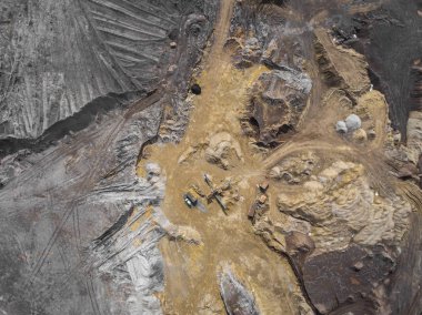 Havadan görünümü üzerinde fabrika işleme yapı malzemeleri. Kum