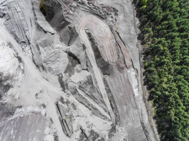 Sanayi sitesi ve gree orman sınır. Op havadan görünümü