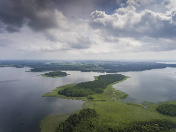 Aerial view of green islands and clouds at summer sunny morning. — Stock Photo, Image