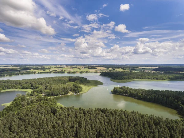 Aerial view of green islands and clouds at summer sunny morning. — Stock Photo, Image