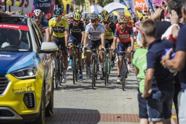 Jaworzno, Polonya - 31 Temmuz 2017: Bisikletçiler t başında