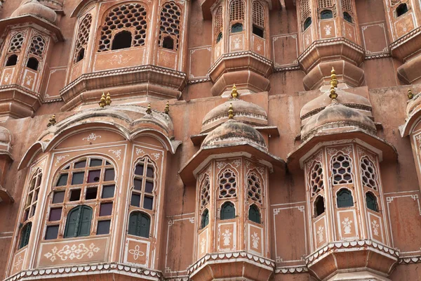 Hawa Mahal palácio (Palácio dos Ventos) em Jaipur, Rajastão — Fotografia de Stock