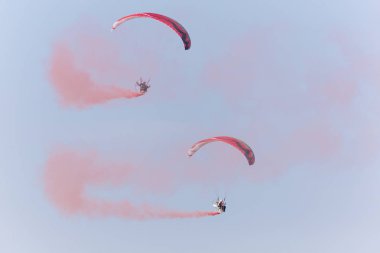 Radom, Polonya - 26 Ağustos 2017: akrobasi uçan Dragons gr