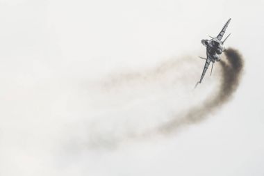 Radom, Polonya - 26 Ağustos 2017: Lehçe Mig-29 savaş görüntüleme 