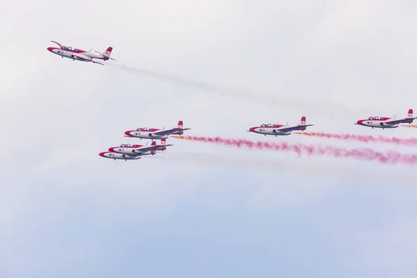 RADOM, POLONIA - 26 de agosto de 2017: Bialo-Czerwone Iskry (Polonia ) — Foto de Stock