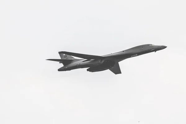 RADOM, POLÓNIA - 26 de agosto de 2017: Bombardeiro B1b da Força Aérea Americana d — Fotografia de Stock