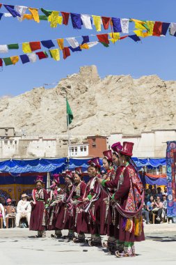 Leh, Hindistan - 20 Eylül 2017: Ladakhi tanımlanamayan sanatçıları 