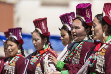Leh, Hindistan - 20 Eylül 2017: Ladakhi tanımlanamayan sanatçıları 