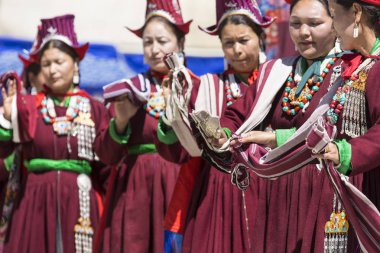 Leh, Hindistan - 20 Eylül 2017: Ladakhi tanımlanamayan sanatçıları 
