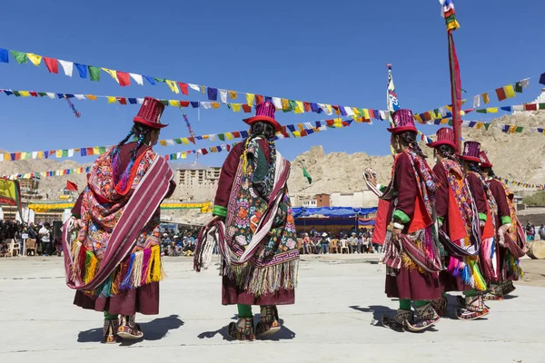 Leh, Hindistan - 20 Eylül 2017: Ladakhi tanımlanamayan sanatçıları 