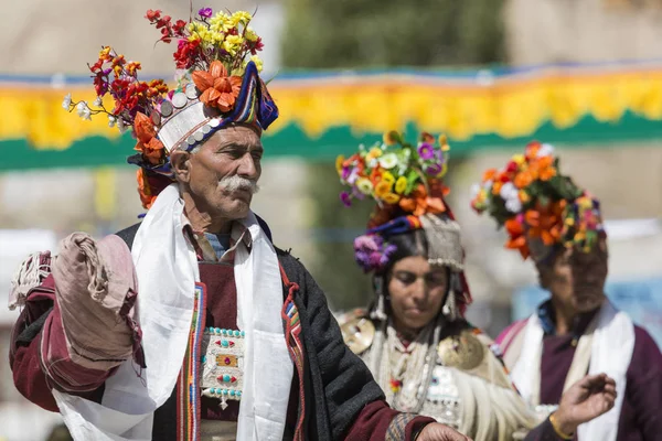 LEH, INDIA - 20 сентября 2017 года: Неизвестные художники в Ладакхи — стоковое фото