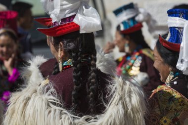 Leh, Hindistan - 20 Eylül 2017: Ladakhi tanımlanamayan sanatçıları