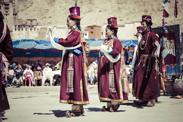 Leh, Sverige - 20 September 2017: Oidentifierade konstnärer i ladakhiska — Stockfoto