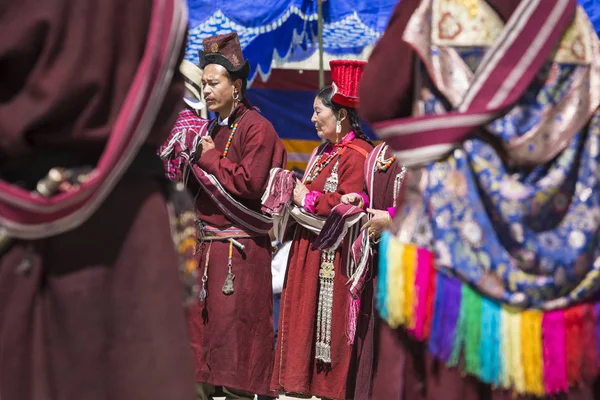 Leh, Hindistan - 20 Eylül 2017: Ladakhi tanımlanamayan sanatçıları