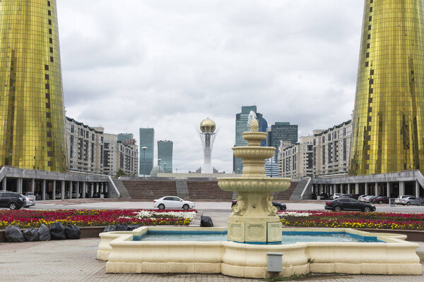 АСТАНА, КАЗАХСТАН - 13 СЕНТЯБРЯ 2017: Строительство gla
