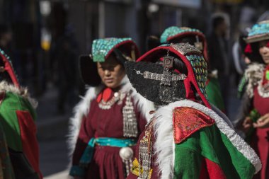 Leh, Hindistan - 20 Eylül 2017: Ladakhi tanımlanamayan sanatçıları