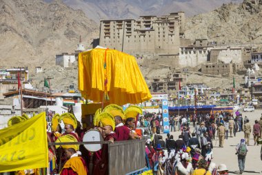 Leh, Hindistan - 20 Eylül 2017: Ladakhi tanımlanamayan sanatçıları