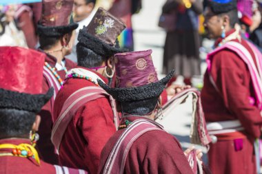 Leh, Hindistan - 20 Eylül 2017: Ladakhi tanımlanamayan sanatçıları