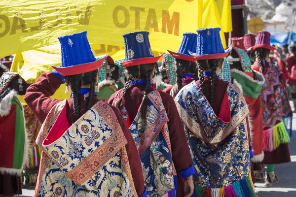 Leh, Hindistan - 20 Eylül 2017: Ladakhi tanımlanamayan sanatçıları
