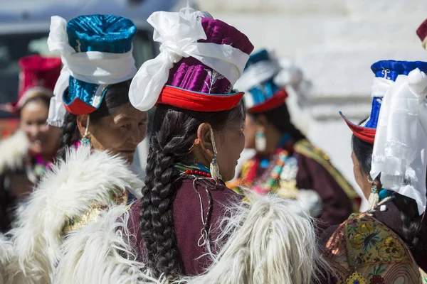 LEH, ÍNDIA - 20 de setembro de 2017: Artistas não identificados em Ladakhi — Fotografia de Stock