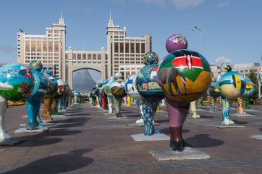 Astana, Kazakistan - 13 Eylül 2017: Sanat yükleme '