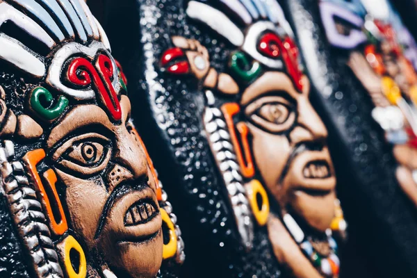Maski z pamiątkami z Argentyna, Ameryka Południowa. — Zdjęcie stockowe