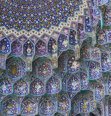 İran, İsfahan 'daki Şeyh Lotfollah Camii' nin detayları
