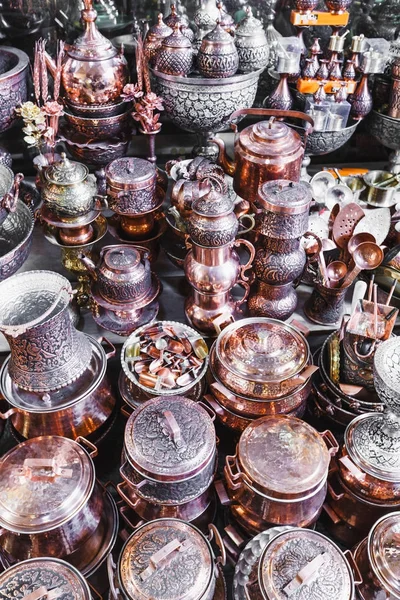 Tradycyjny rynek irański (Bazar) metalowe pami±tkowych przedmiotow ze. Isfahan, ja — Zdjęcie stockowe