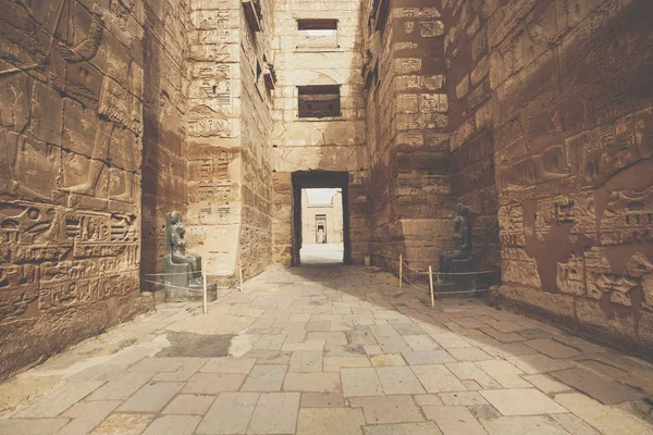 Храм Мединет-Хабу, посвященный Рамсесу III. - UNESCO World — стоковое фото