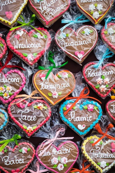 Lehçe Noel pazarında gingerbread kalpler. Cracow. Xmas işareti — Stok fotoğraf