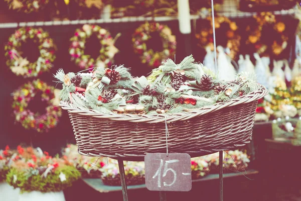 Christmas flowers wreaths decorations in Cracow Christmas market — Stock Photo, Image