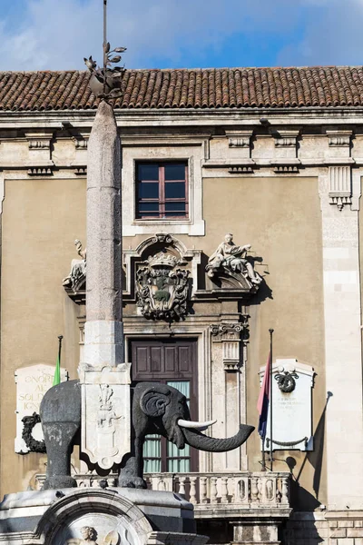 Socha slona v Catanii na Sicílii, Itálie. — Stock fotografie