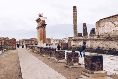 Pompeii, Napoli yakınındaki ünlü antik sitesi. Tam