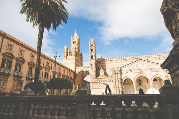 Catedral de Palermo (Catedral Metropolitana da Assunção de V — Fotografia de Stock