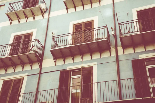 Traditional architecture in Palermo, Italy. — Stock Photo, Image