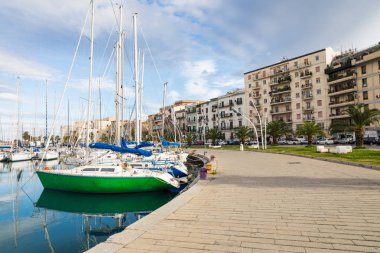 Palermo, İtalya - 29 Kasım 2017: Tekneler ve yatlar L Park