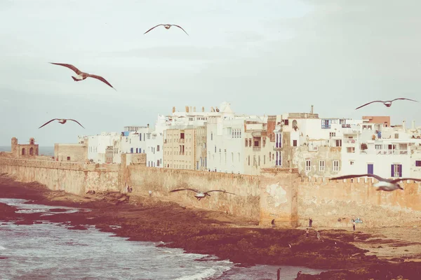 Klasszikus kilátás-ból Essaouira medina a falról, a vár, — Stock Fotó