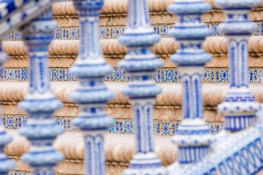 Plaza de Espana mavi korkuluk ayrıntılı olarak Sevilla, Andalusia, Sp