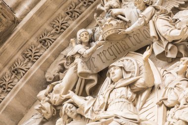 Sevilla Katedrali giriş kapısı. Sevilla, İspanya