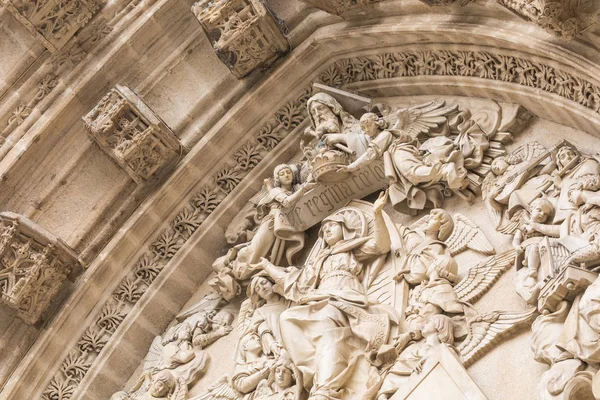 Bodels dörr i katedralen i Sevilla. Sevilla, Spanien — Stockfoto