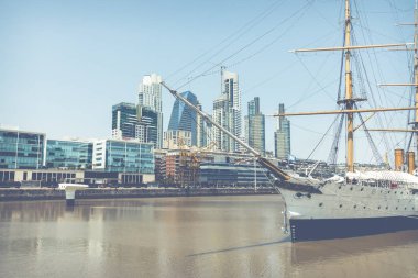 Buenos Aires, Arjantin - 05 Şubat 2018: Puerto Madero su