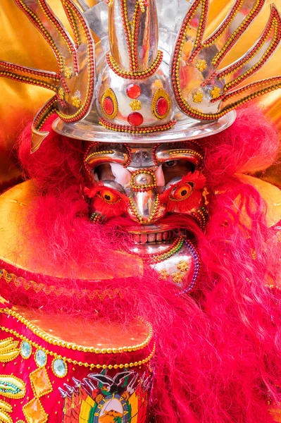 ORURO, BOLIVIA - 10 DE FEBRERO DE 2018: Bailarines en el Carnaval de Oruro —  Fotos de Stock