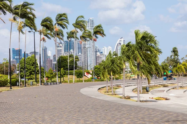 Miasto Panama, Panama - 14 lutego 2018: Panoramiczny widok Pana — Zdjęcie stockowe