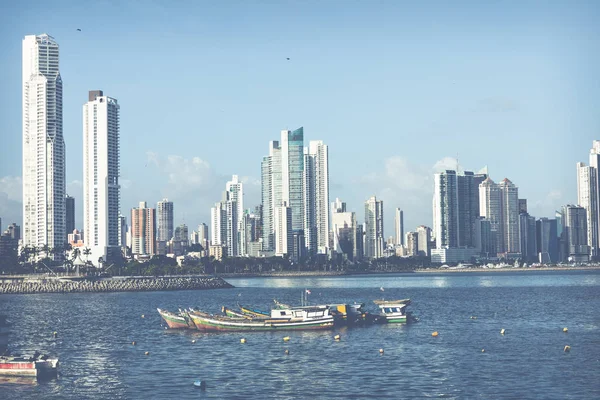 Panoramiczny widok na panoramę miasta Panama - Miasto Panama, Panama — Zdjęcie stockowe