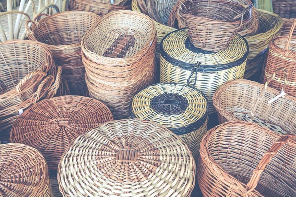 Souvenirs populares en el mercado Feria de San Telmo, Buenos Aires — Foto de Stock