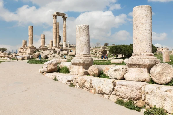El Templo de Hércules en la Ciudadela de Ammán, Jordania . — Foto de Stock
